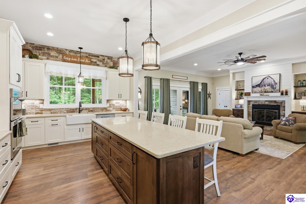 130 Big Blue Court Property Photo 10