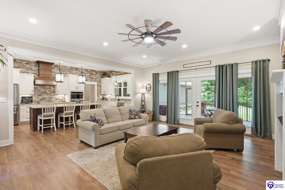 130 Big Blue Court Property Photo 16