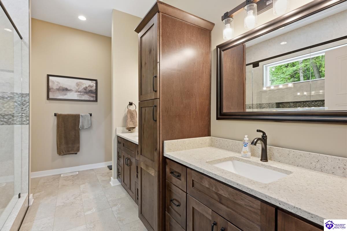 130 Big Blue Court Property Photo 23