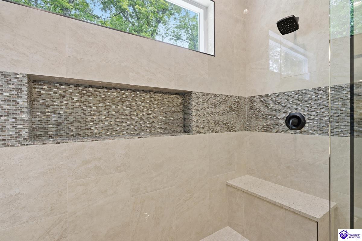 130 Big Blue Court Property Photo 24