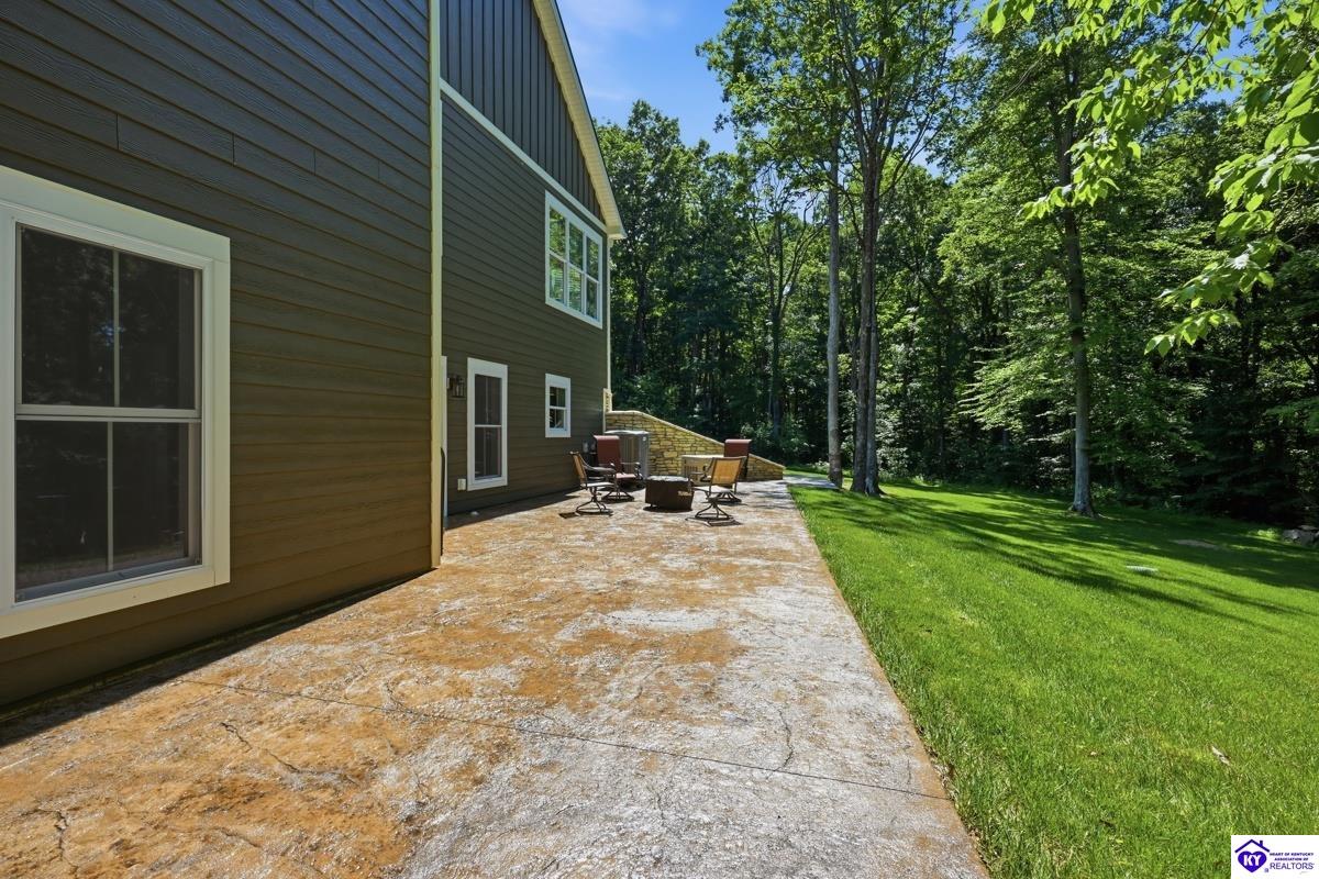 130 Big Blue Court Property Photo 46