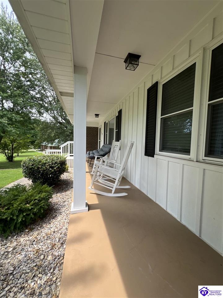 1303 Sheffield Drive Property Photo 5