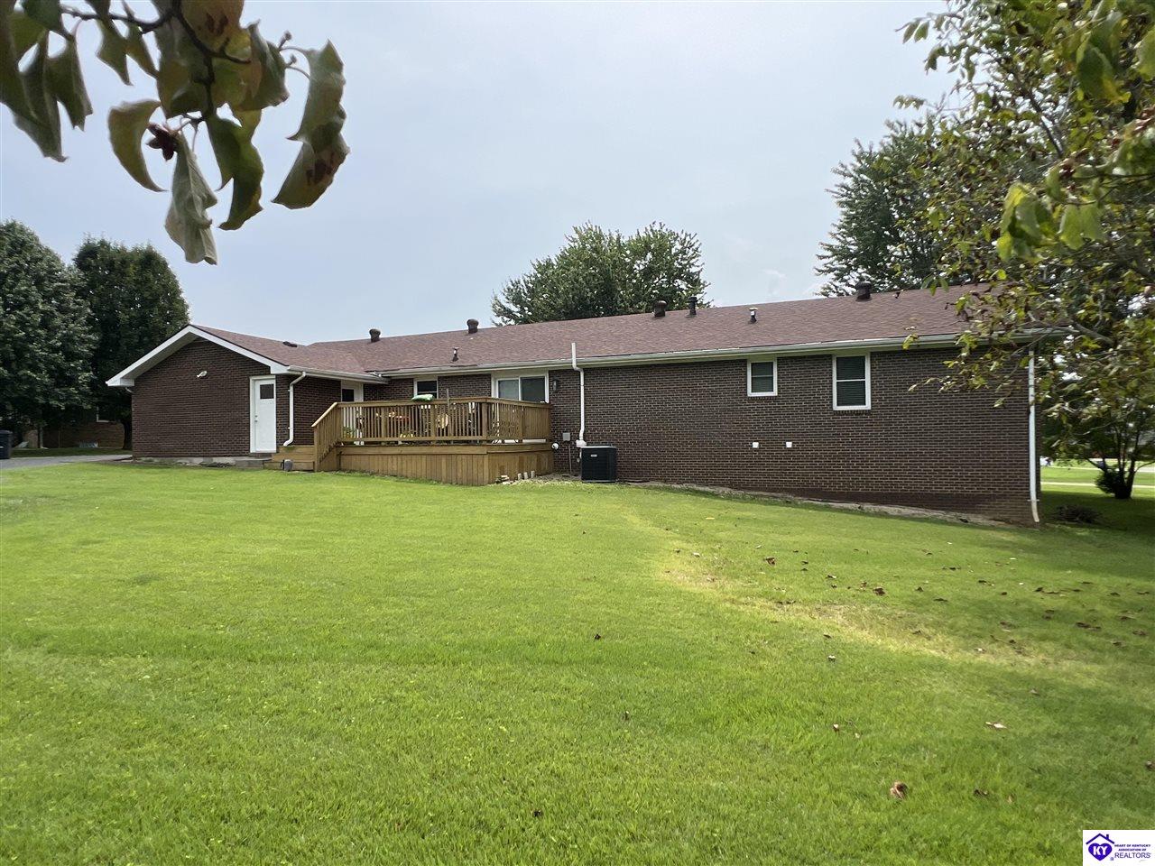 1303 Sheffield Drive Property Photo 7
