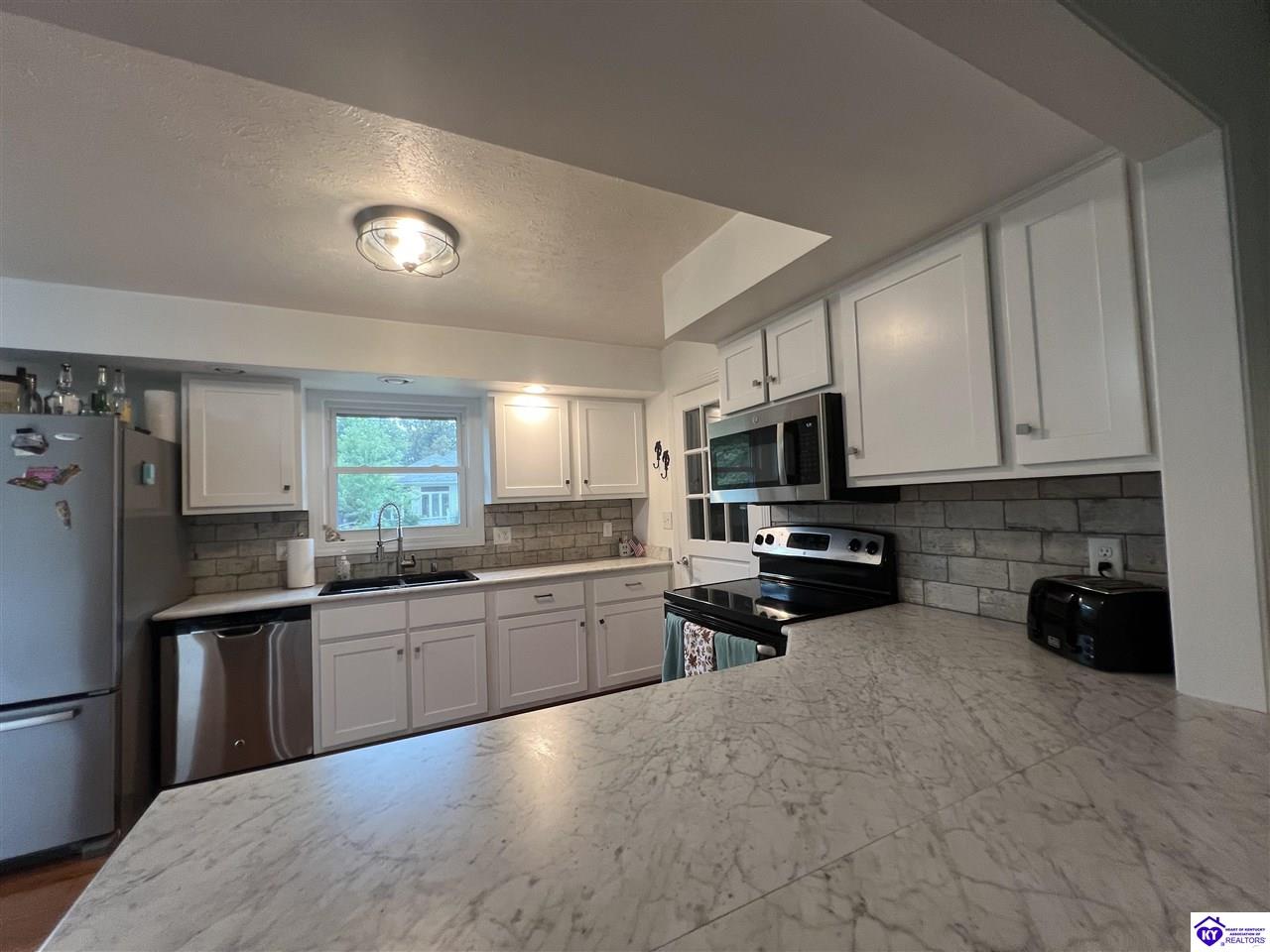 1303 Sheffield Drive Property Photo 20