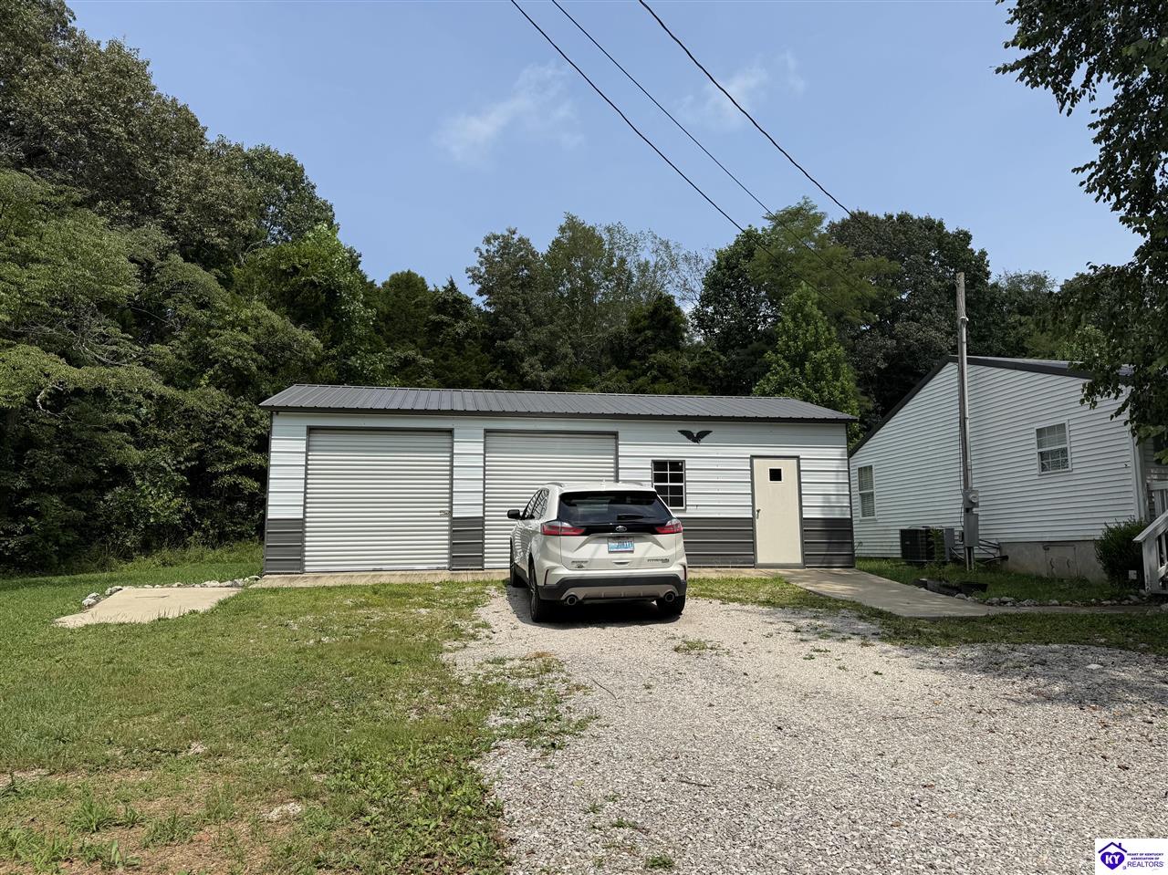 425 Starwood Drive Property Photo 3