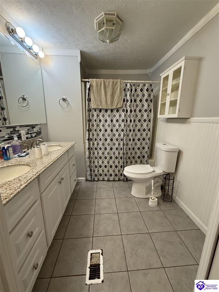 425 Starwood Drive Property Photo 27