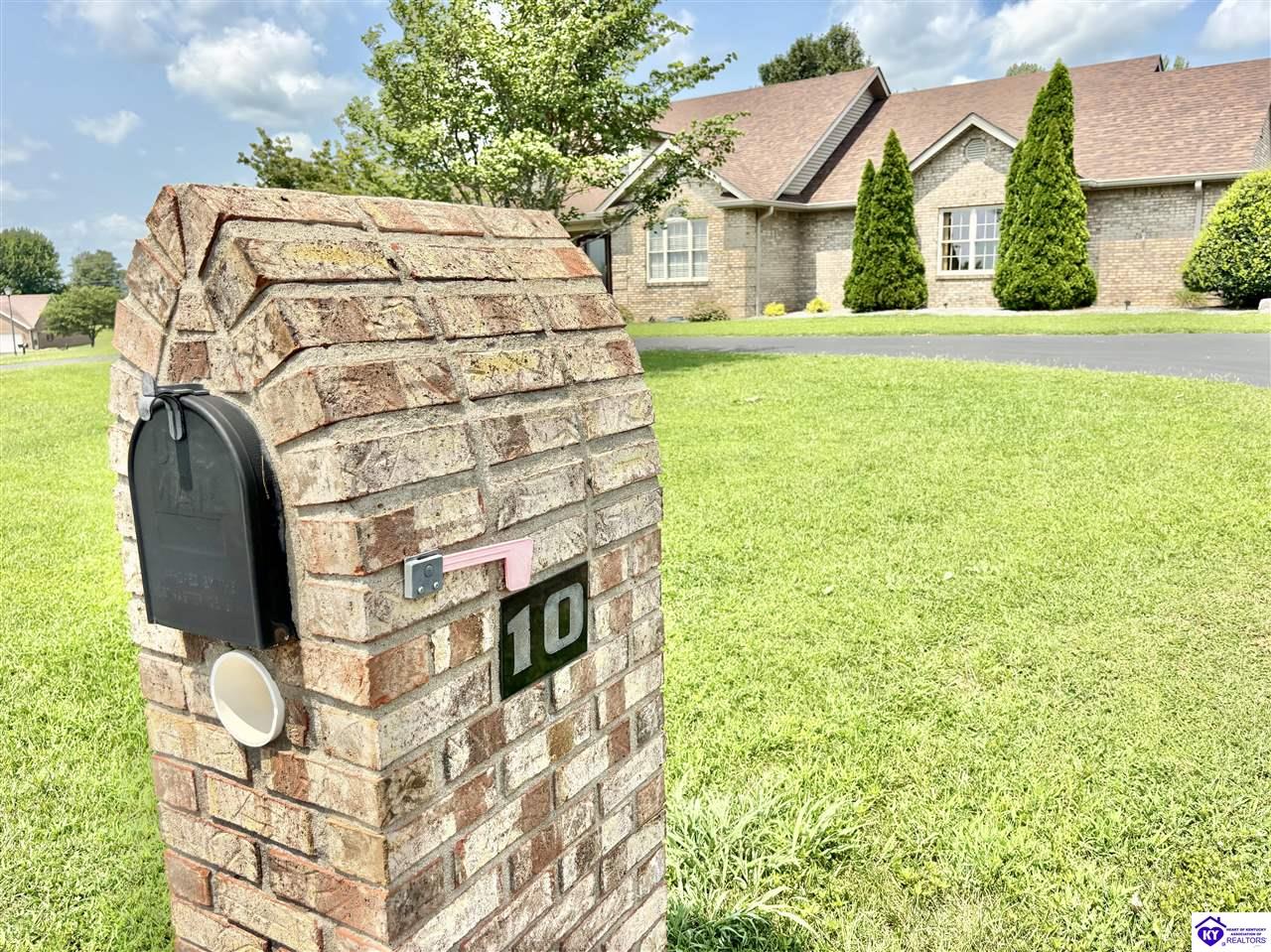 10 Golden Pond Loop Property Photo 9