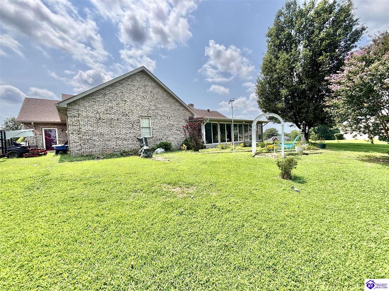 10 Golden Pond Loop Property Photo 31