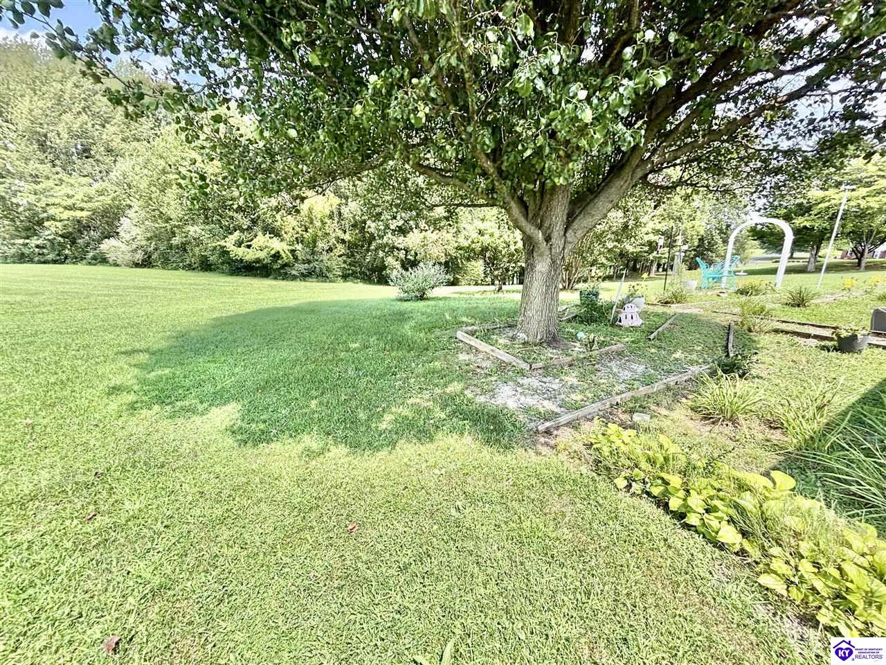 10 Golden Pond Loop Property Photo 35