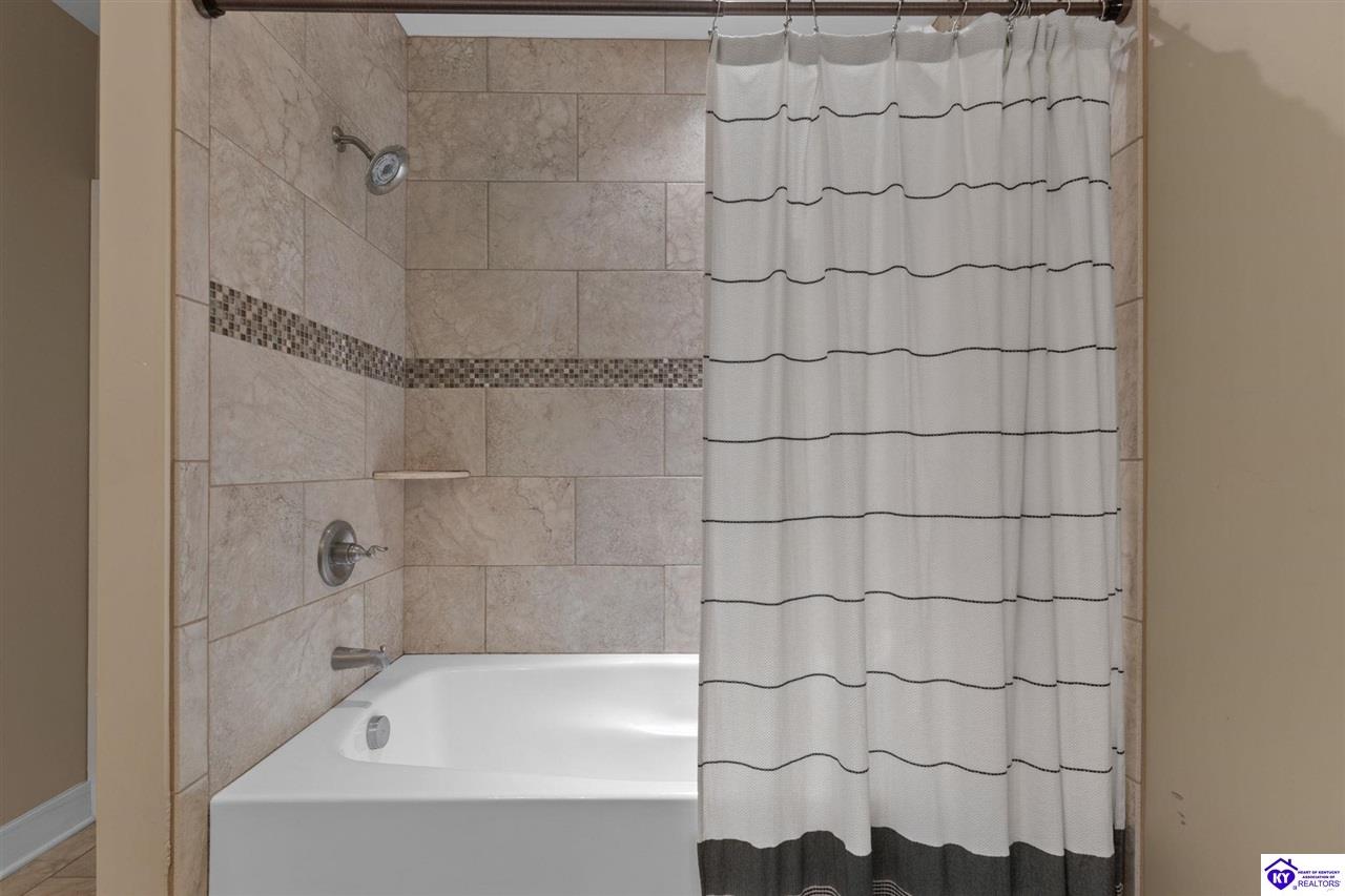 101 Damson Trail Property Photo 43