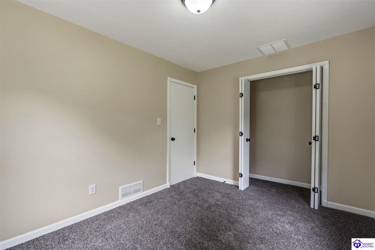 3884 Rineyville Road Property Photo 11