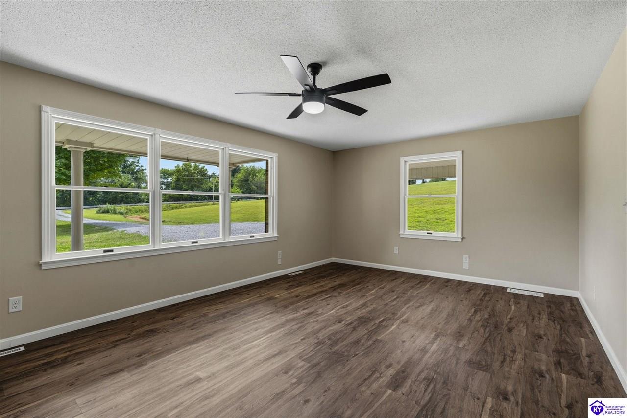 3884 Rineyville Road Property Photo 19