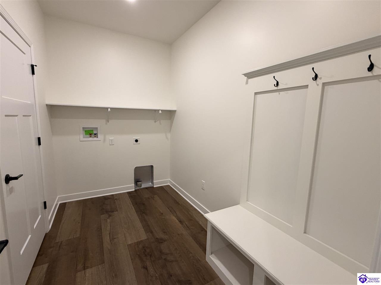 404 Bluegrass Drive Property Photo 21