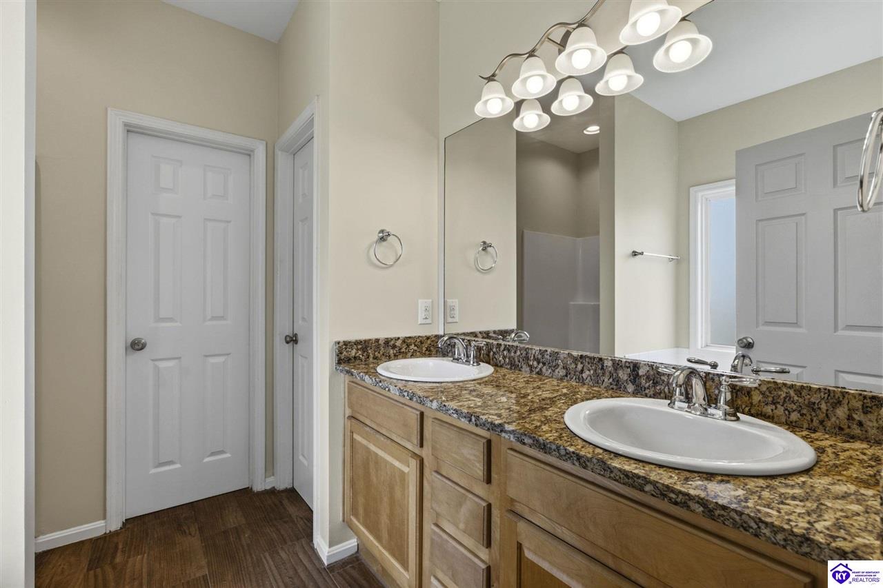 138 Wakefield Drive Property Photo 17