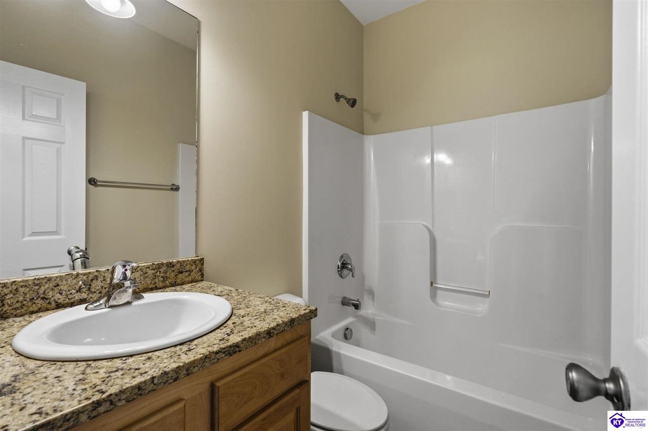 138 Wakefield Drive Property Photo 23