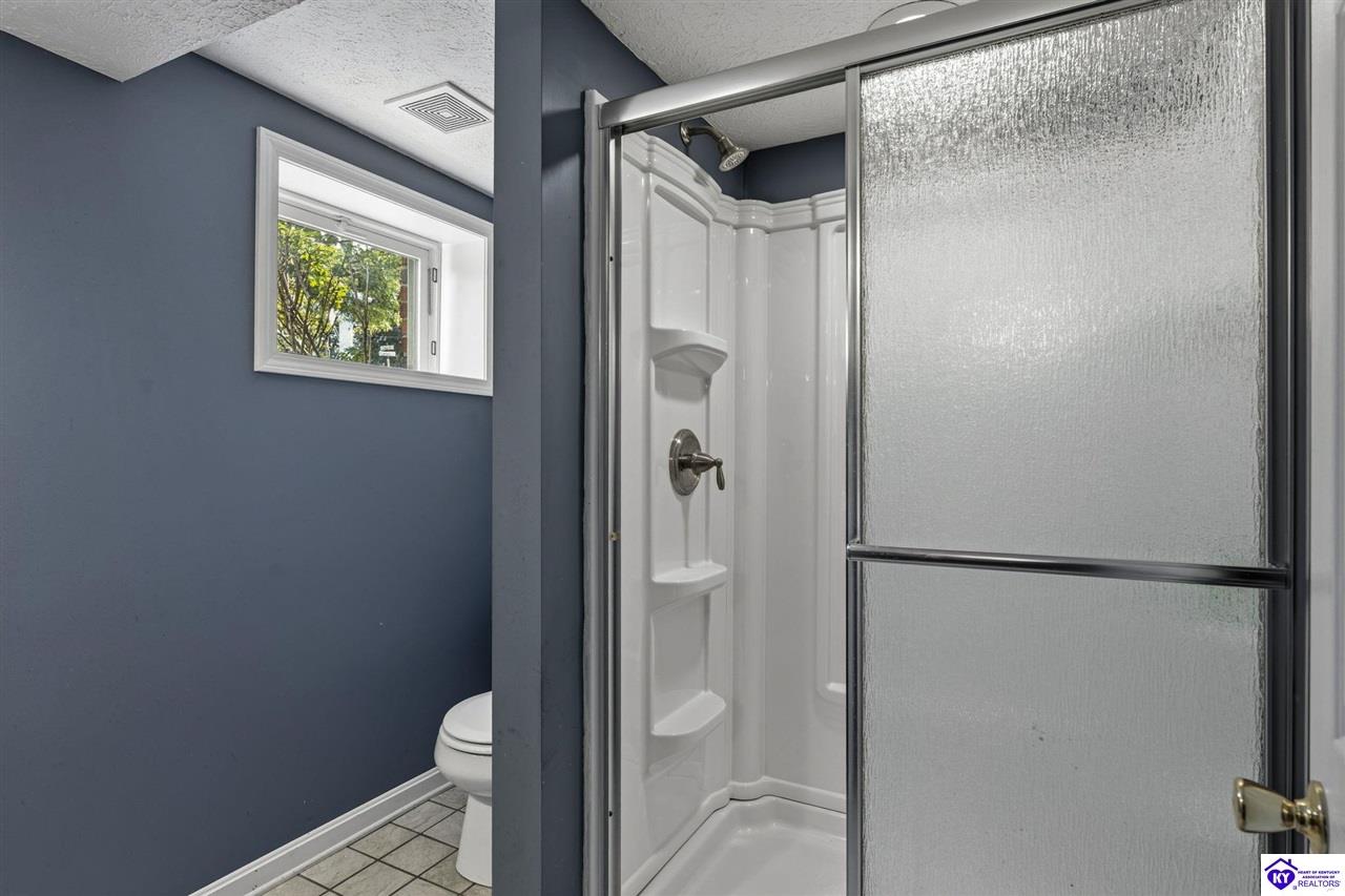 304 Estate Drive Property Photo 16