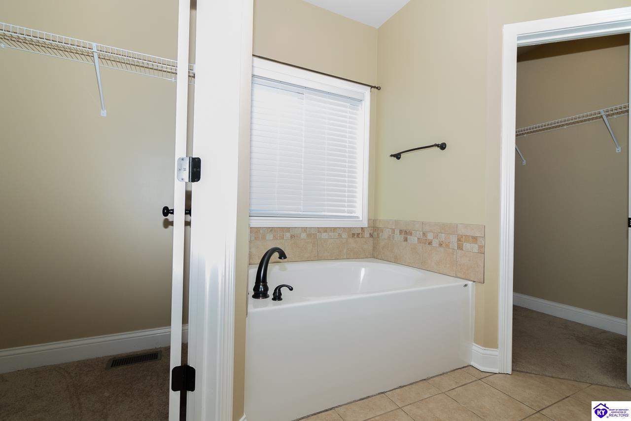 114 Lowball Lane Property Photo 22