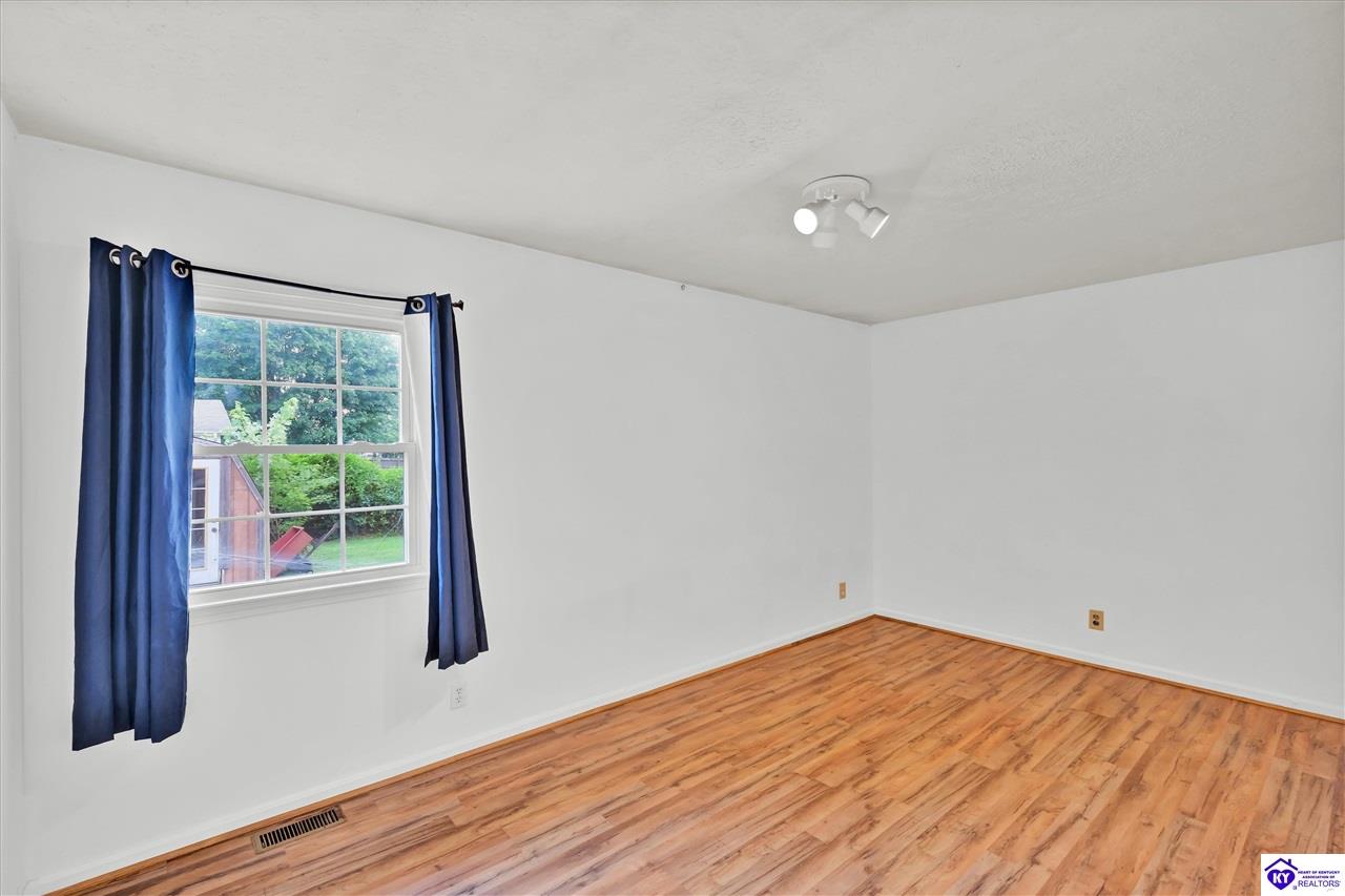 334 Hillcrest Drive Property Photo 22