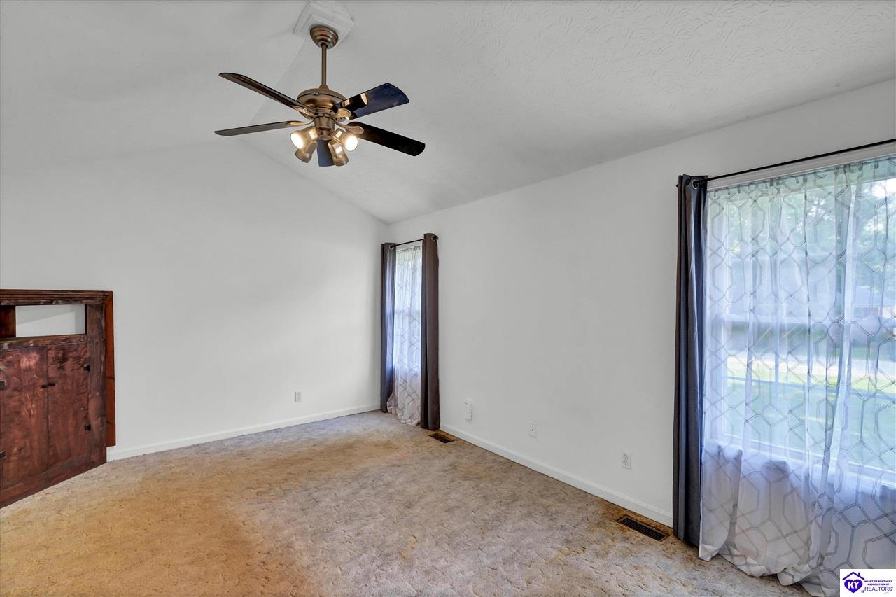 334 Hillcrest Drive Property Photo 30