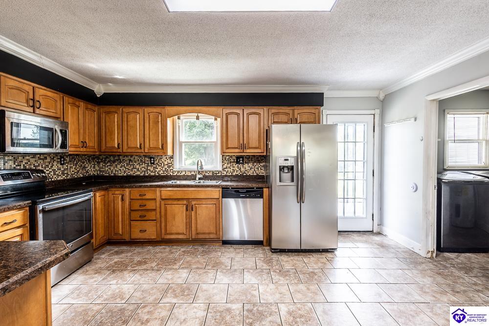1144 Leafdale Road Property Photo 6