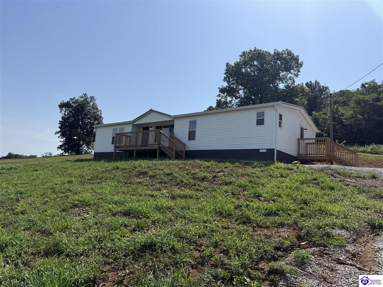 351 Cloverdale Estate Road Property Photo 5