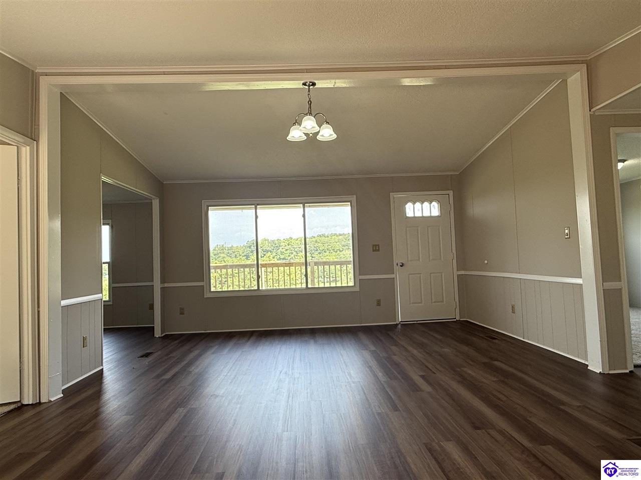 351 Cloverdale Estate Road Property Photo 12