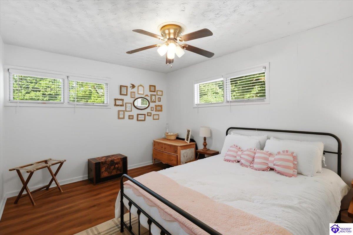 804 Hillview Drive Property Photo 37