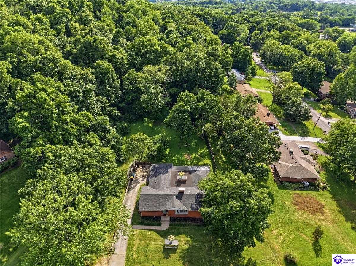 804 Hillview Drive Property Photo 43