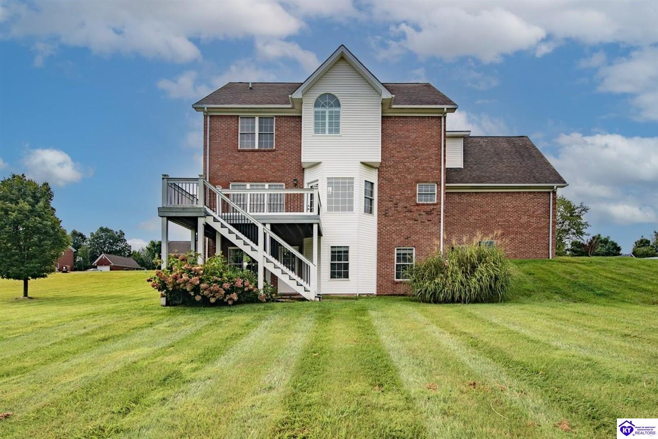 427 Deer Run Way Property Photo 2