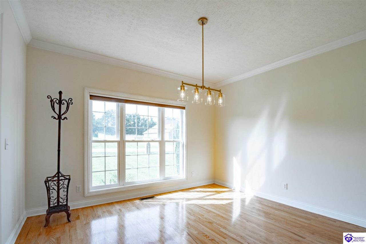 427 Deer Run Way Property Photo 25
