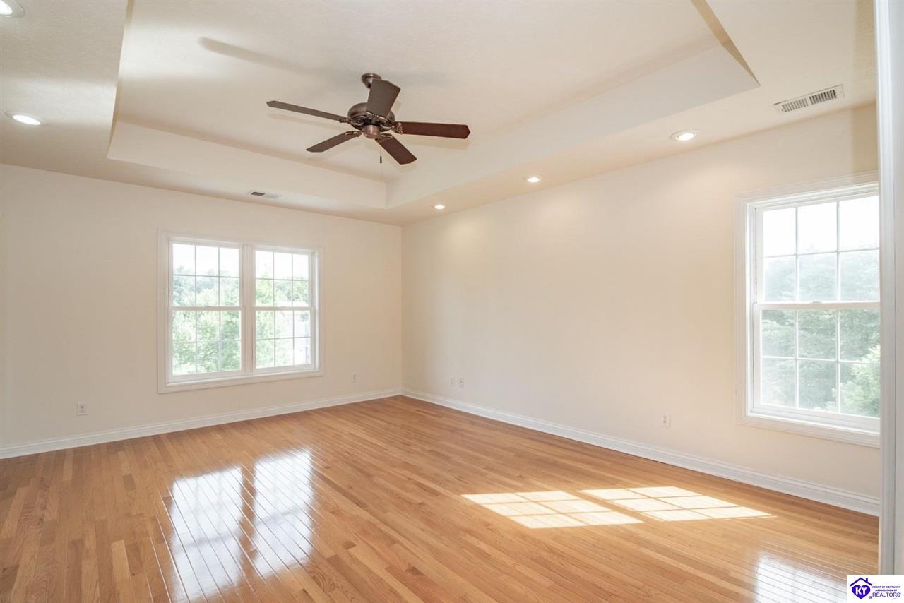427 Deer Run Way Property Photo 33