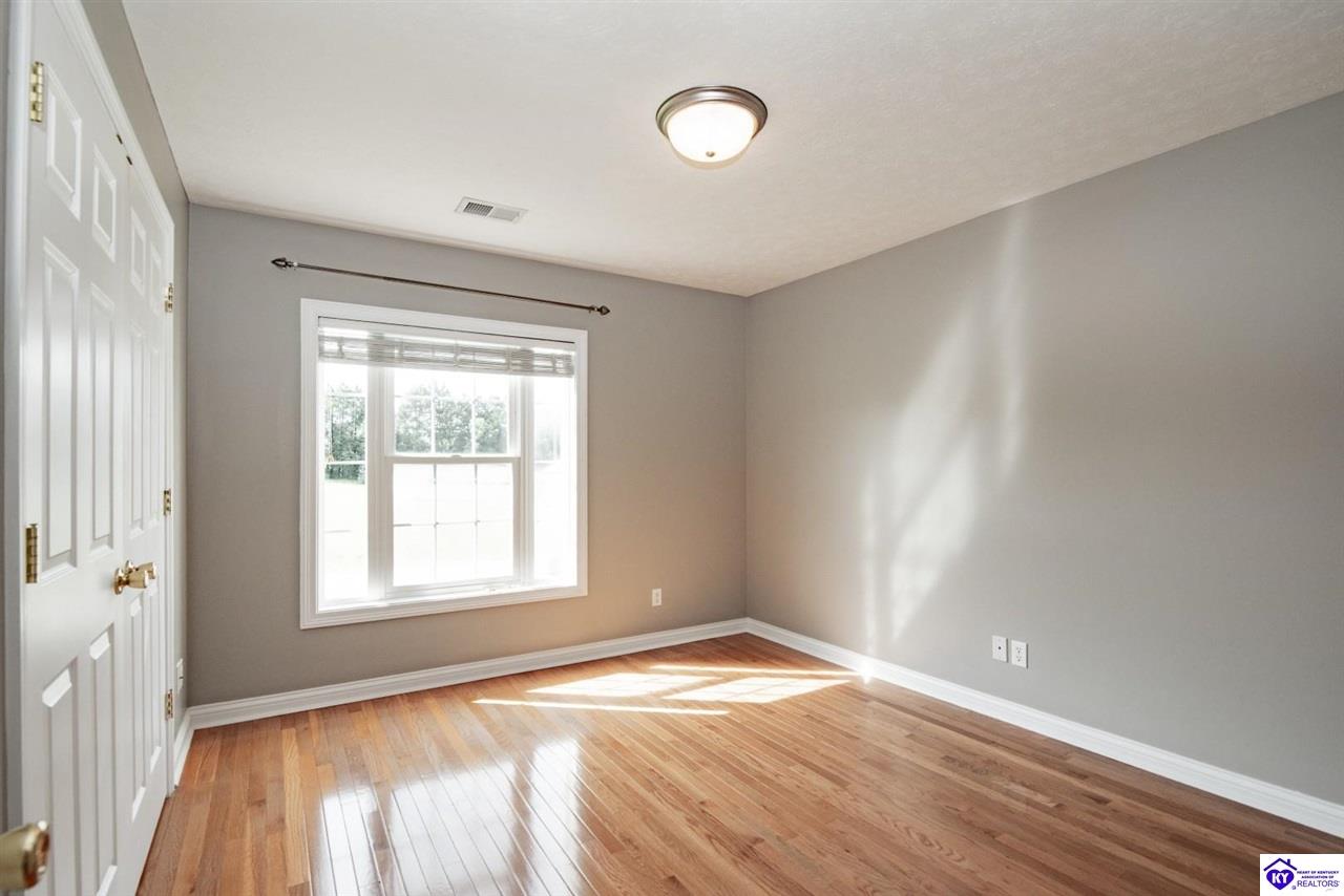 427 Deer Run Way Property Photo 39