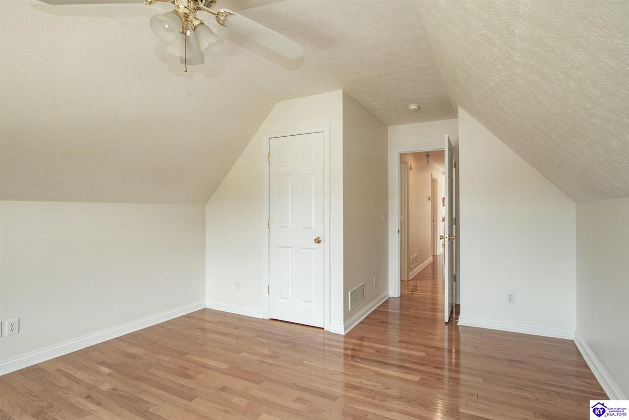 427 Deer Run Way Property Photo 44