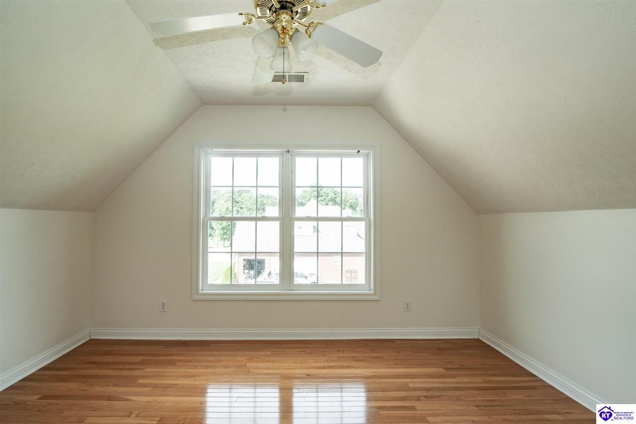 427 Deer Run Way Property Photo 45