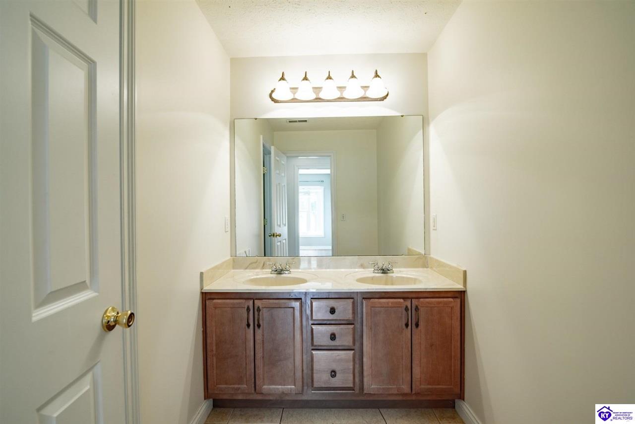 427 Deer Run Way Property Photo 48