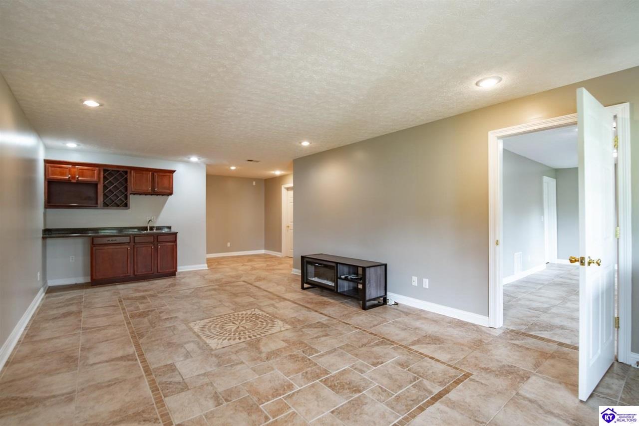 427 Deer Run Way Property Photo 51