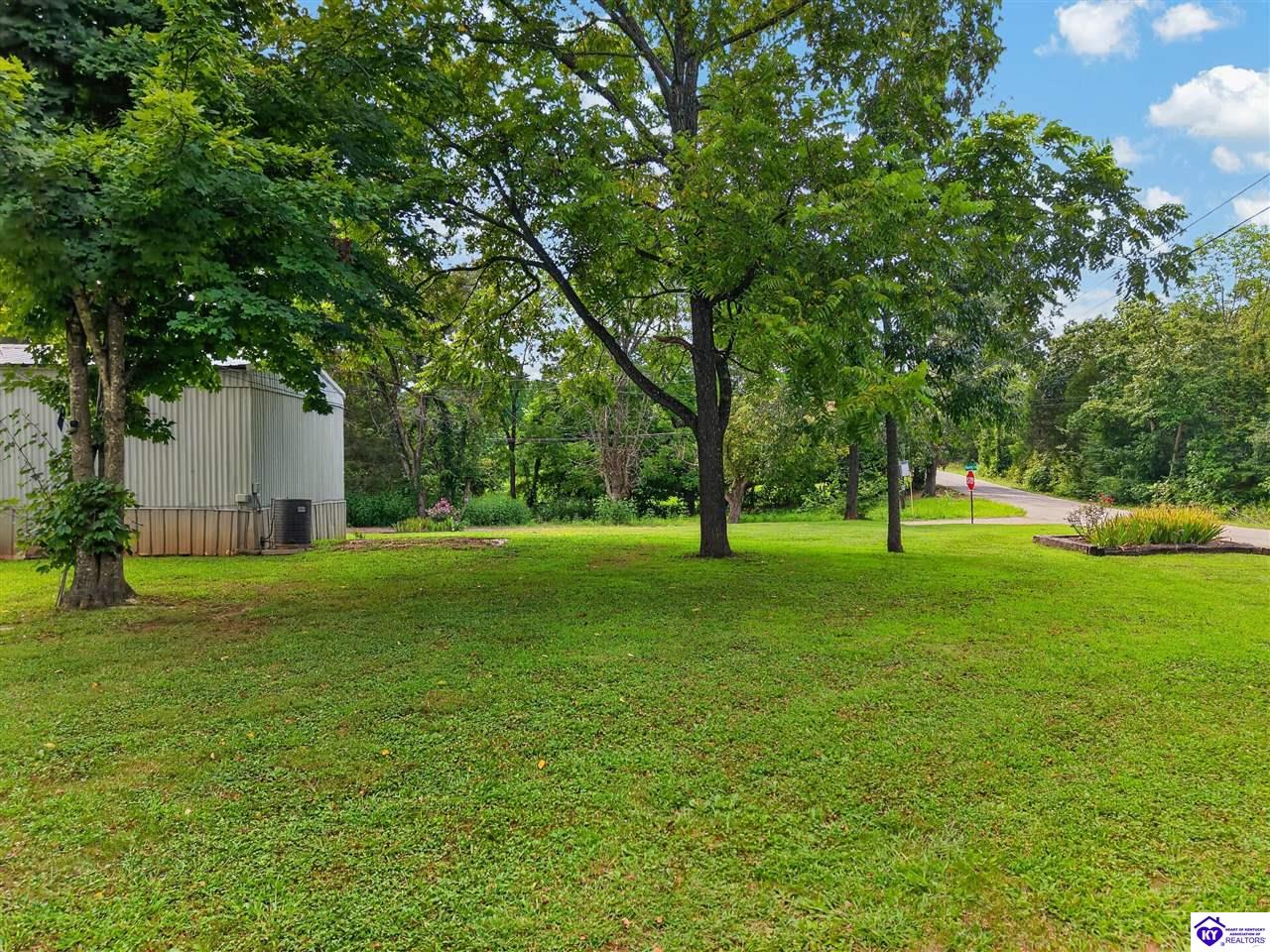 66 Searcy Lane Property Photo 4
