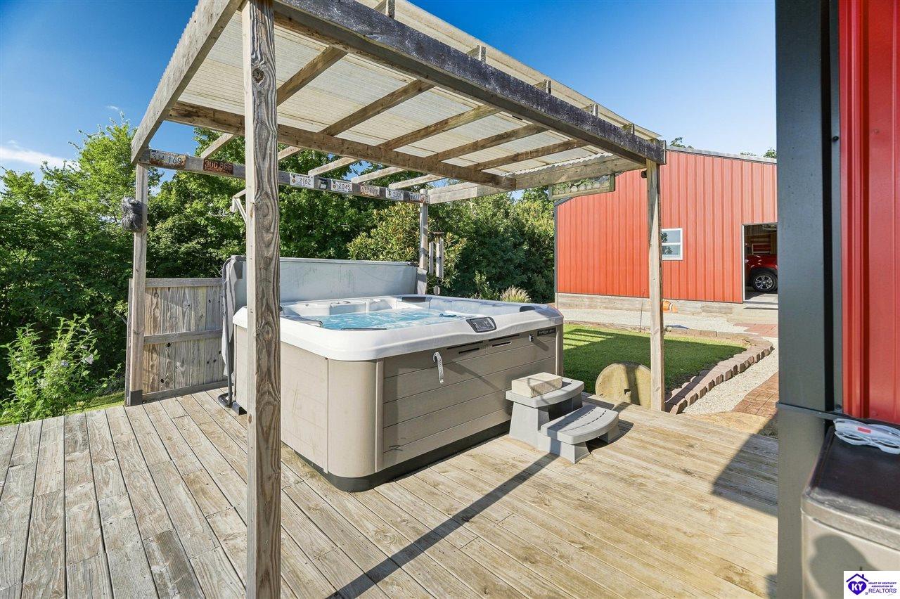 2775 Big Bend Road Property Photo 30