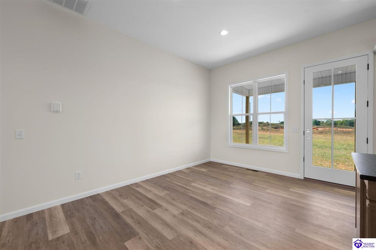 414 Greenhill Street Property Photo 10