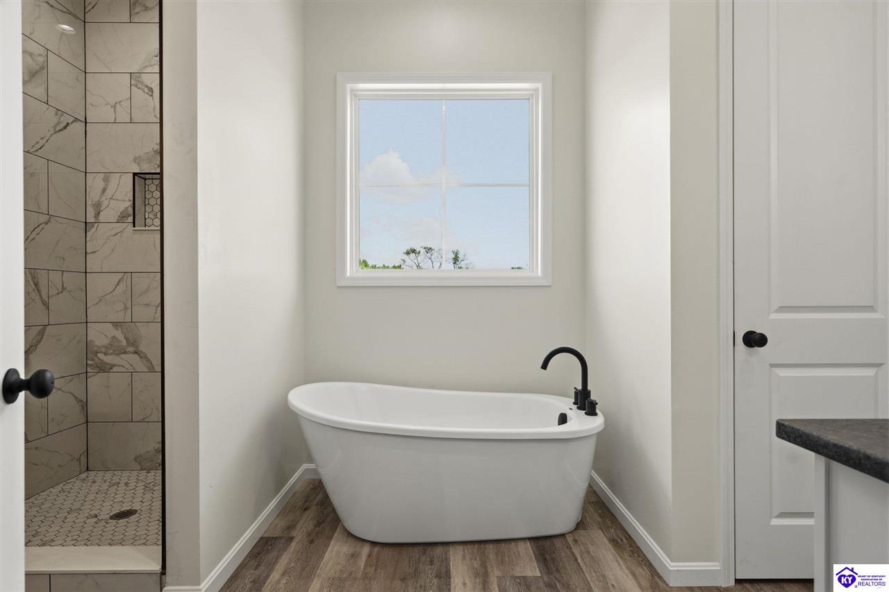 414 Greenhill Street Property Photo 10