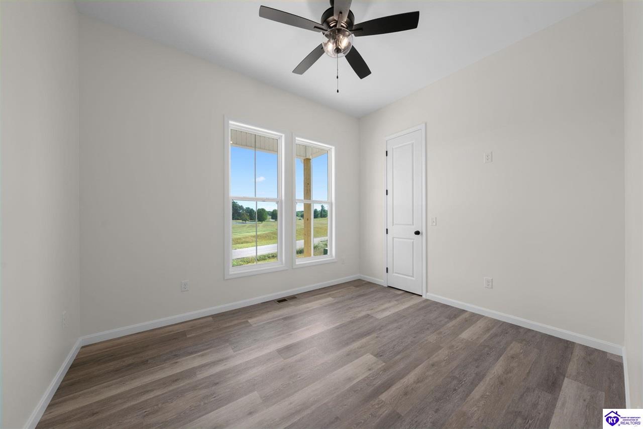 414 Greenhill Street Property Photo 20