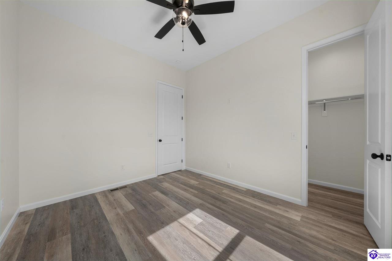 414 Greenhill Street Property Photo 21