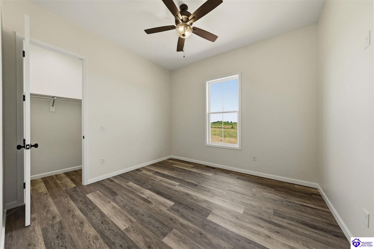 414 Greenhill Street Property Photo 18
