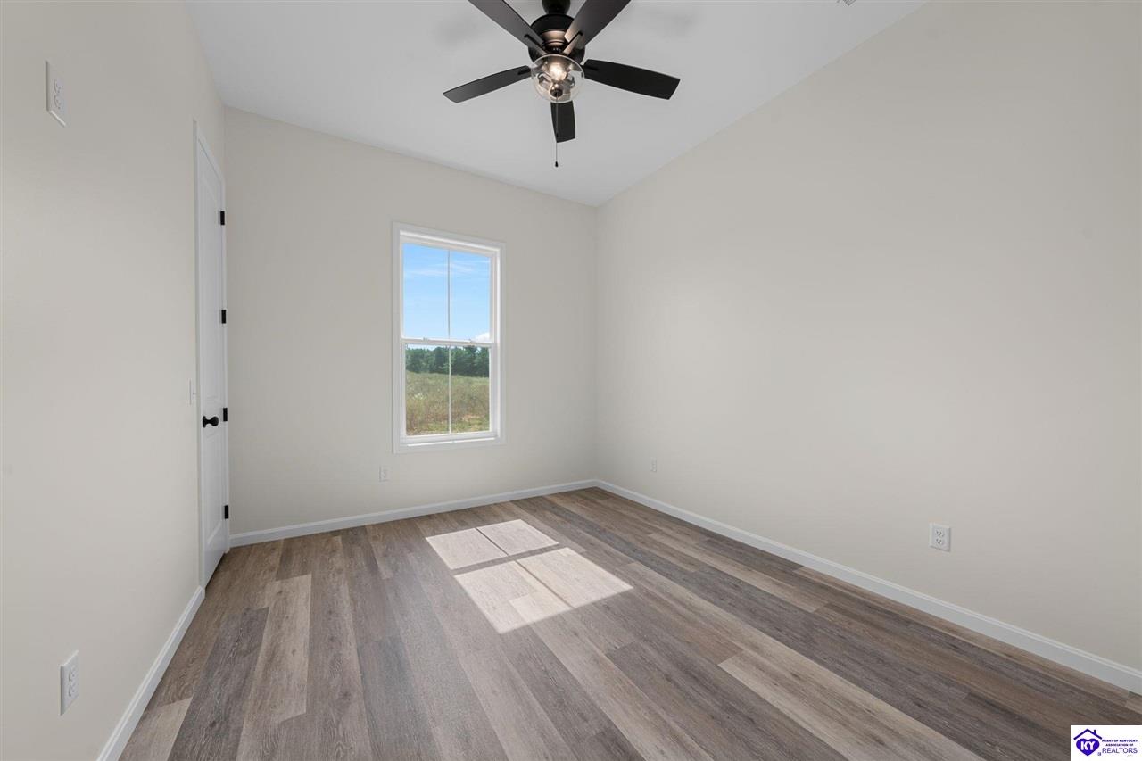 414 Greenhill Street Property Photo 22
