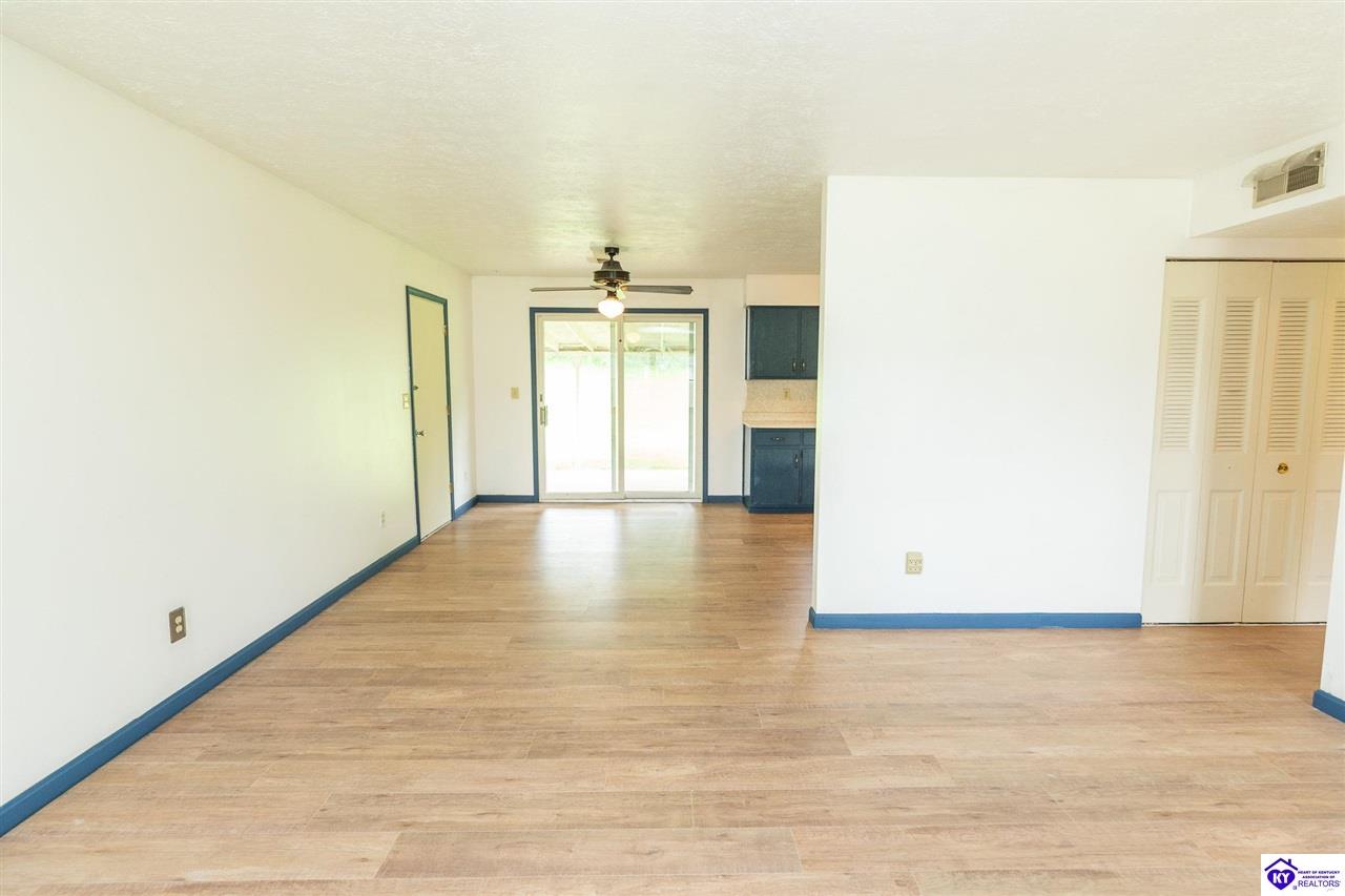 558 Pearman Avenue Property Photo 2