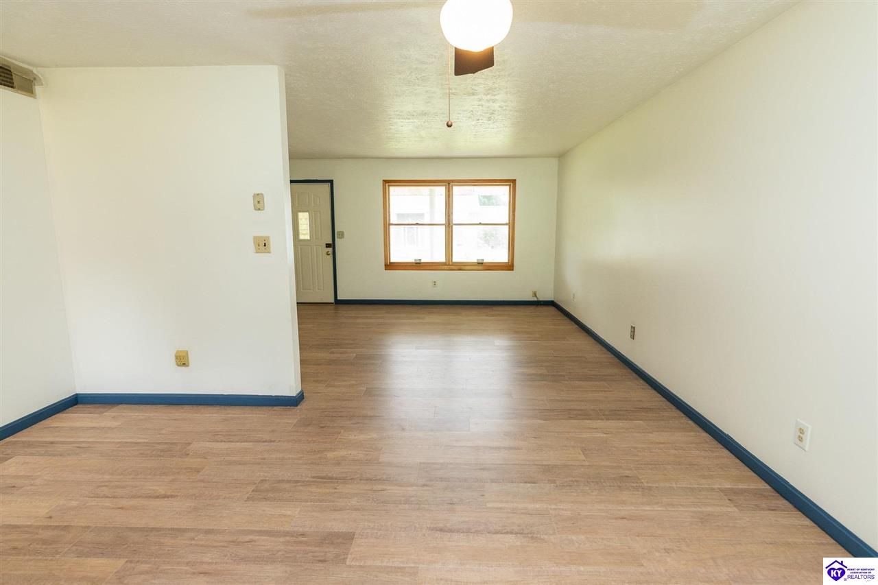 558 Pearman Avenue Property Photo 10