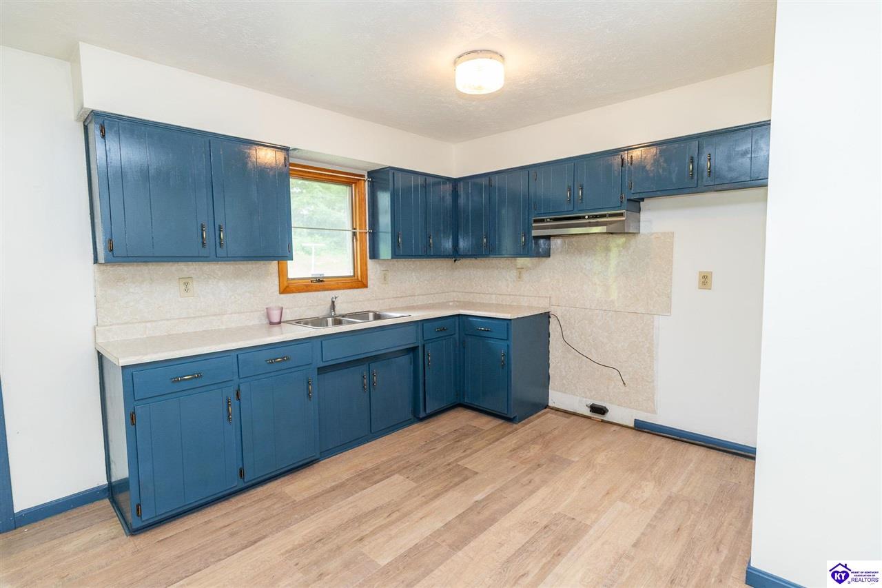558 Pearman Avenue Property Photo 13