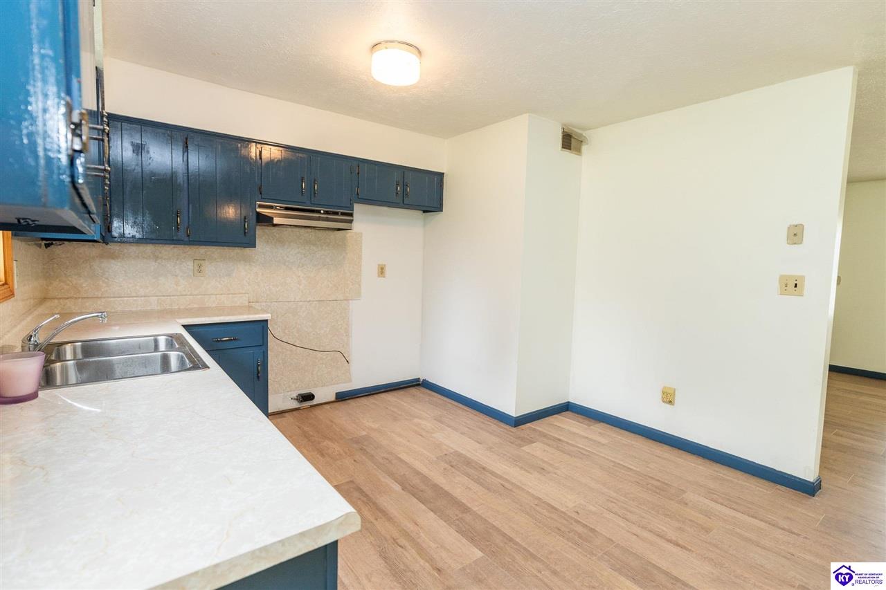 558 Pearman Avenue Property Photo 14