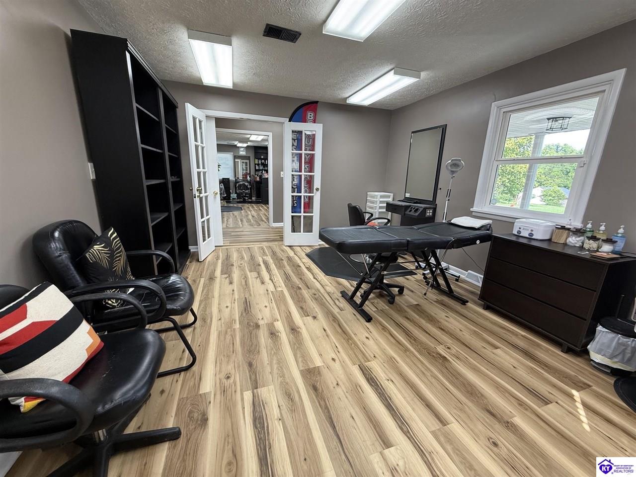 100 Wall Street Property Photo 4