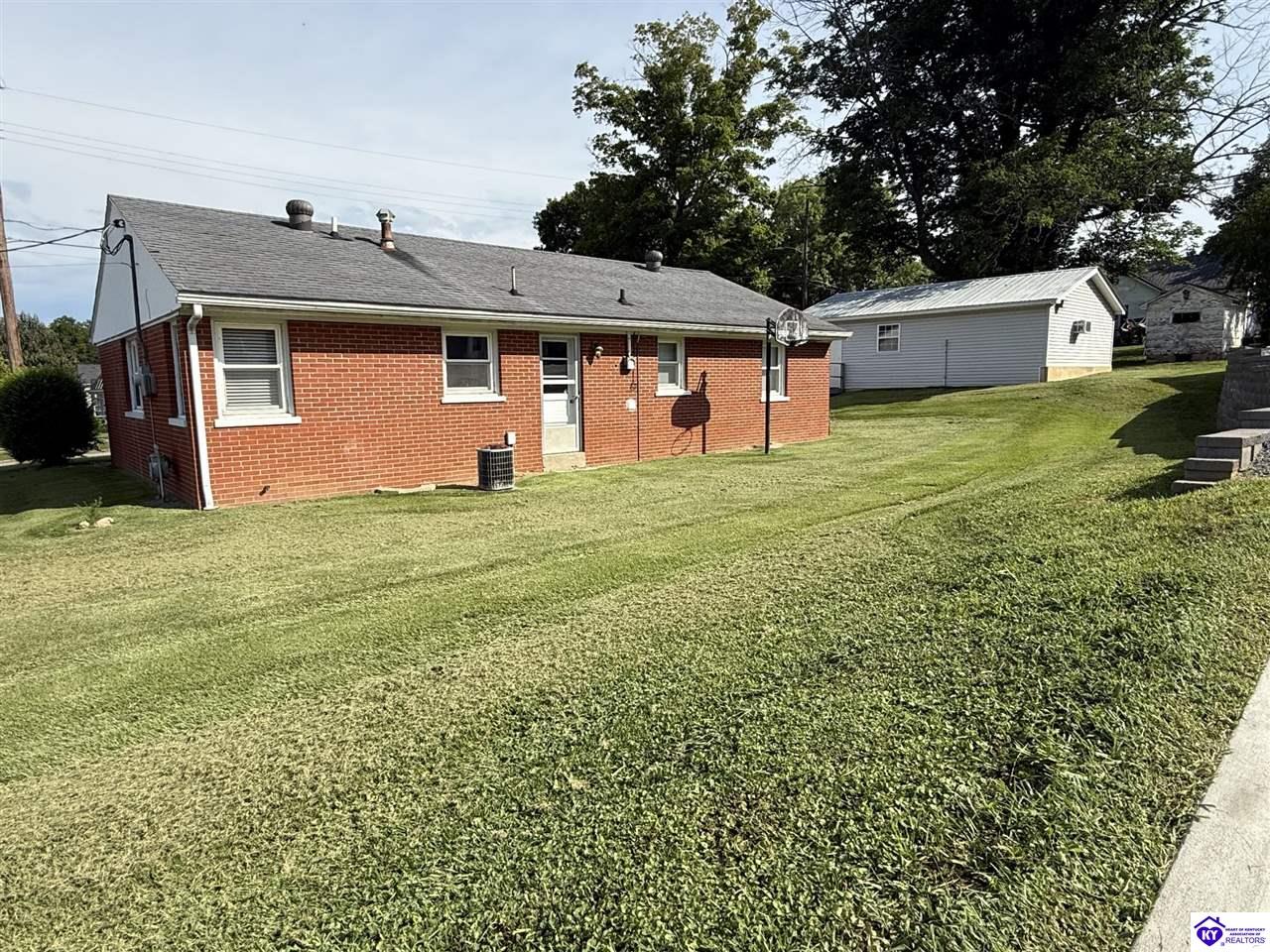 100 Wall Street Property Photo 19